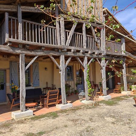 Ferme Ahoco Chambre D'Hotes Residence D'Artistes Lavit ภายนอก รูปภาพ