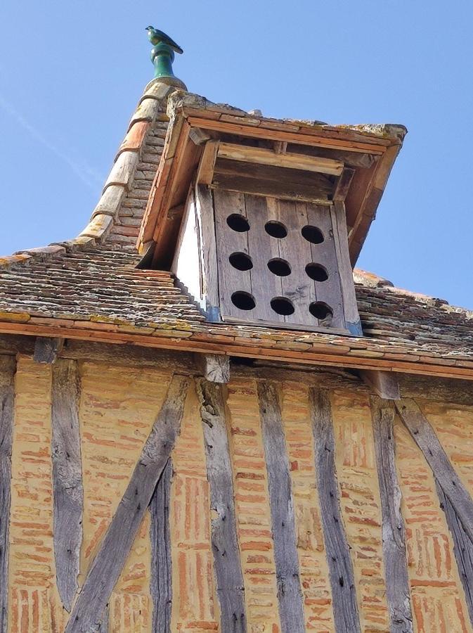 Ferme Ahoco Chambre D'Hotes Residence D'Artistes Lavit ภายนอก รูปภาพ