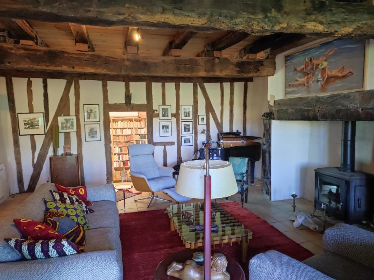 Ferme Ahoco Chambre D'Hotes Residence D'Artistes Lavit ภายนอก รูปภาพ